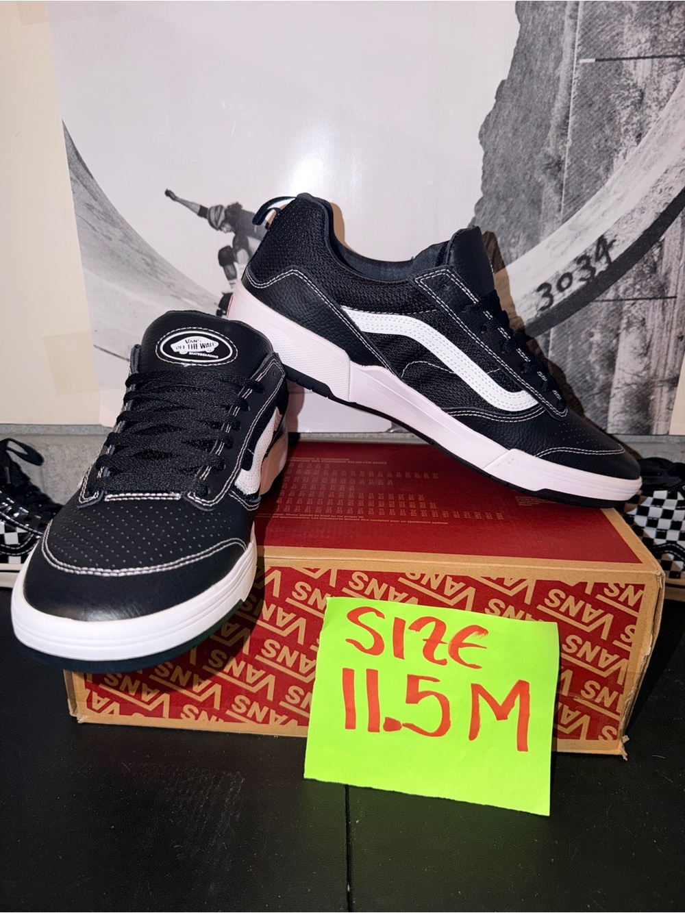 Vans Zahba Leather sz 11.5 Men’s 13.0 Woman